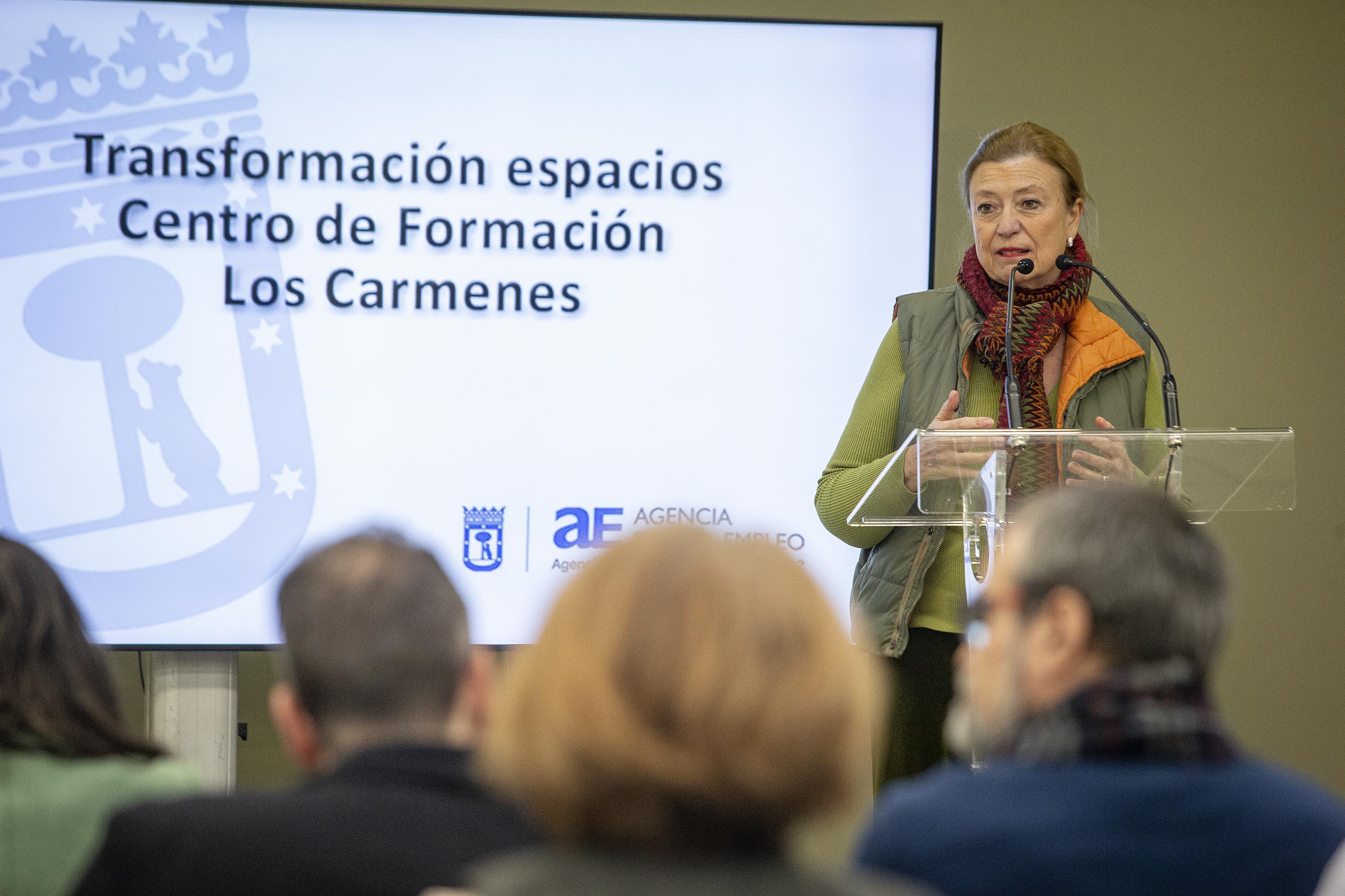 García Romero en un momento de su intervención a la visita al Centro de Formación Ocupacional Los Cármenes